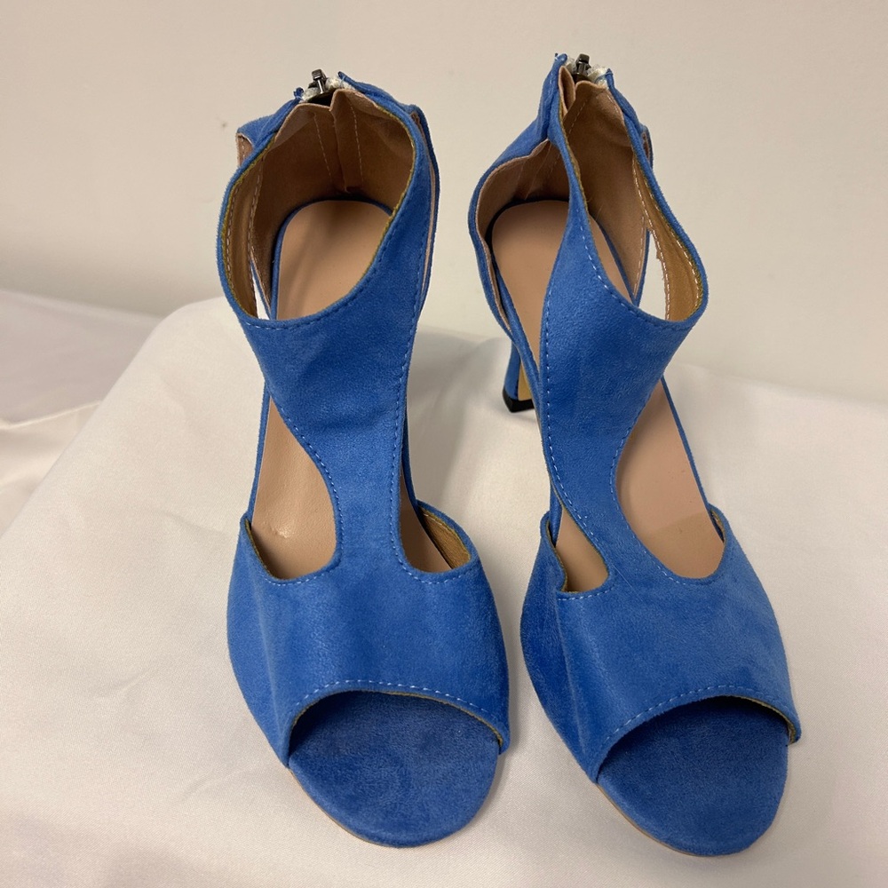 Blue High Heel Sandals Open toe faux suede NWOT size 7